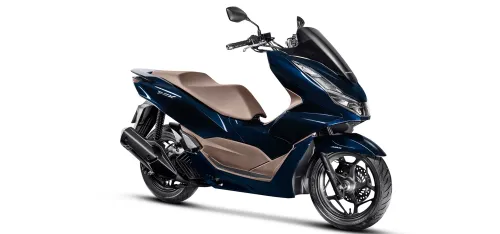 PCX destaque para design e linhas marcantes