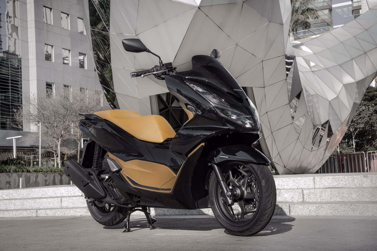 Honda PCX 2026 - Imagem 2 - 2 de 38