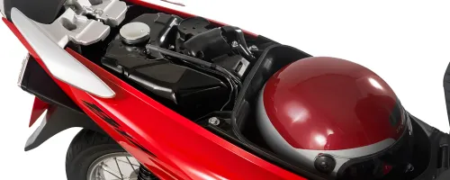 Porta-objetos embaixo do banco da Biz 125 ES