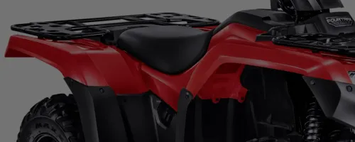 Assento triangular confortável do TRX 420 FourTrax