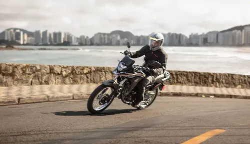 Assento e suspensão confortável XRE 190